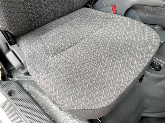 いすゞエルフアルミバン小型（2t・3t）[写真31]