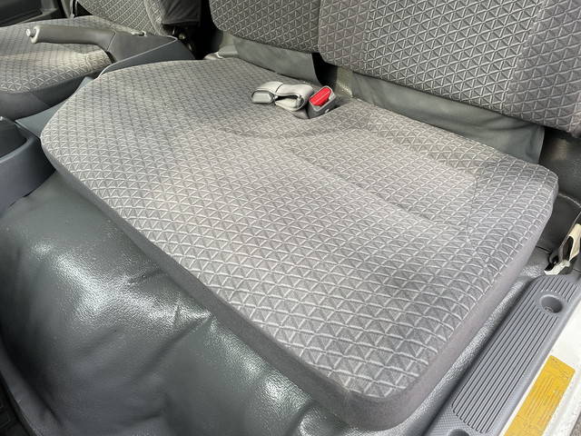 いすゞエルフアルミバン小型（2t・3t）[写真37]