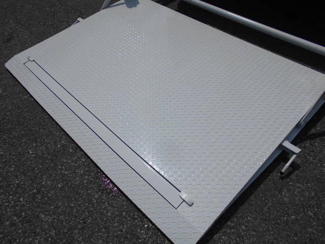 三菱ふそうキャンターアルミブロック小型（2t・3t）[写真13]