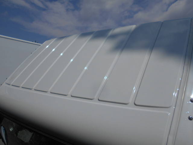 三菱ふそうキャンターアルミブロック小型（2t・3t）[写真15]