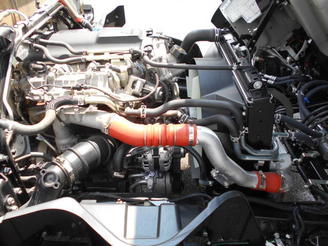 三菱ふそうキャンターアルミブロック小型（2t・3t）[写真16]