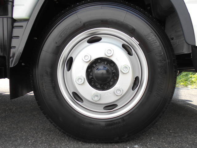 三菱ふそうキャンターアルミブロック小型（2t・3t）[写真21]