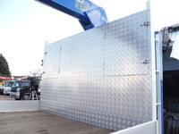 三菱ふそうファイターセルフクレーン6段増トン（6t・8t）[写真13]