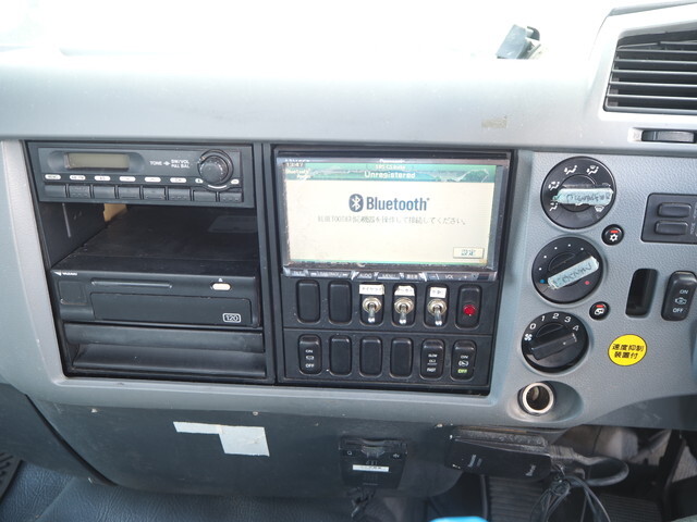 三菱ふそうファイターセルフクレーン6段増トン（6t・8t）[写真32]