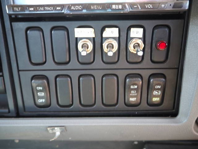 三菱ふそうファイタークレーン6段増トン（6t・8t）[写真36]