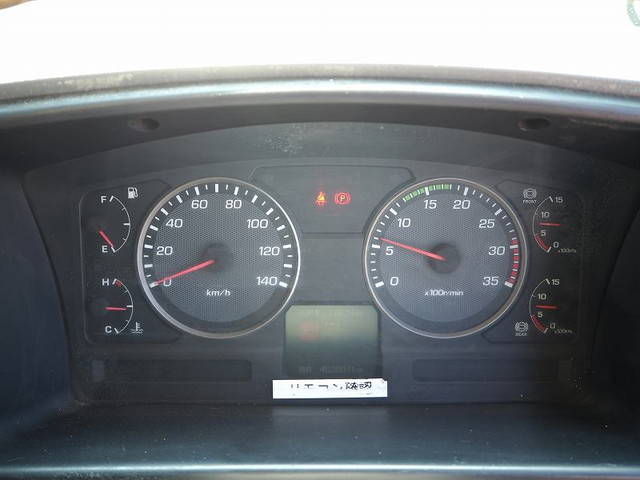 三菱ふそうファイタークレーン6段増トン（6t・8t）[写真37]