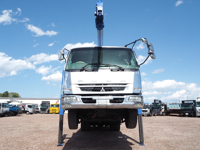 三菱ふそうファイターセルフクレーン6段増トン（6t・8t）[写真07]