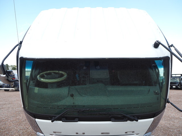 三菱ふそうファイターセルフクレーン6段増トン（6t・8t）[写真08]