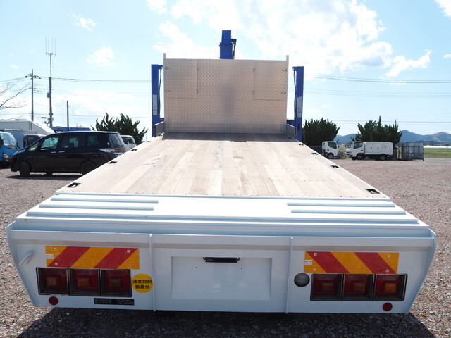 三菱ふそうファイターセルフクレーン6段増トン（6t・8t）[写真09]