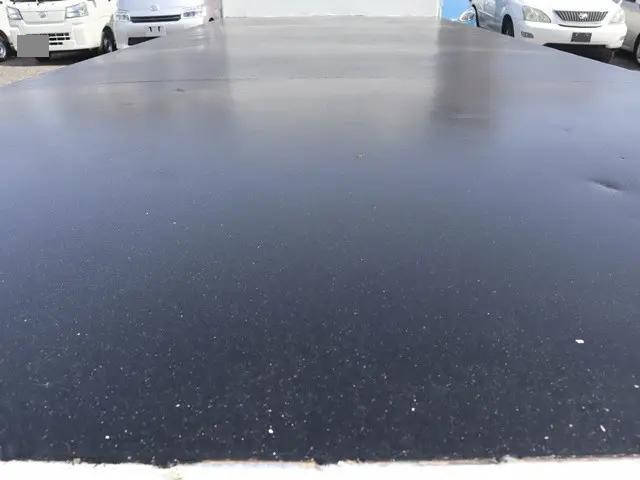 日野デュトロ平ボディ小型（2t・3t）[写真10]