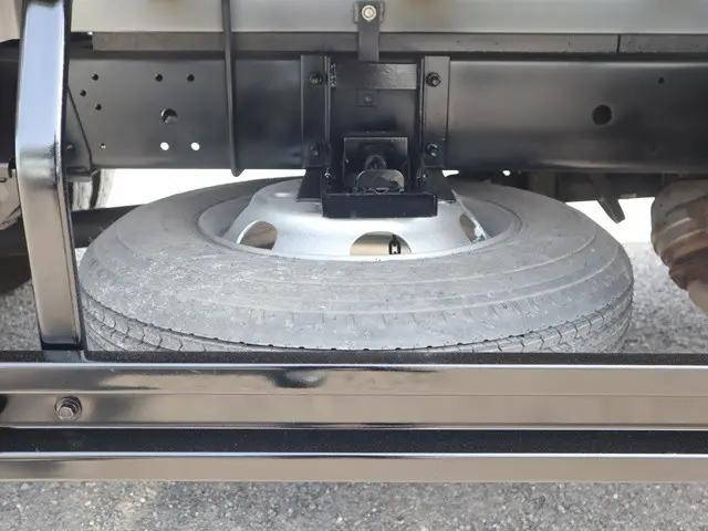 日野デュトロ平ボディ小型（2t・3t）[写真16]