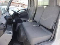 日野デュトロ平ボディ小型（2t・3t）[写真24]