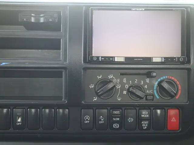 日野デュトロ平ボディ小型（2t・3t）[写真26]