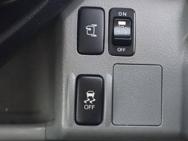 日野デュトロ平ボディ小型（2t・3t）[写真28]