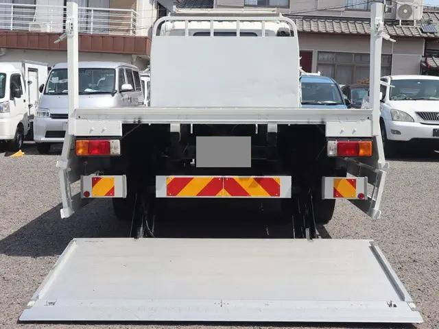 日野デュトロ平ボディ小型（2t・3t）[写真09]