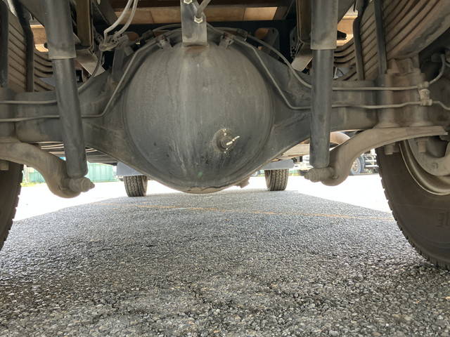 日野レンジャー平ボディ中型（4t）[写真26]