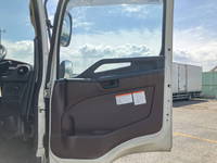 日野レンジャー平ボディ中型（4t）[写真30]