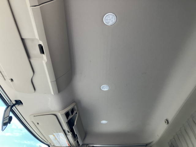 日野レンジャー平ボディ中型（4t）[写真32]