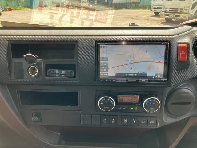 日野レンジャー平ボディ中型（4t）[写真35]