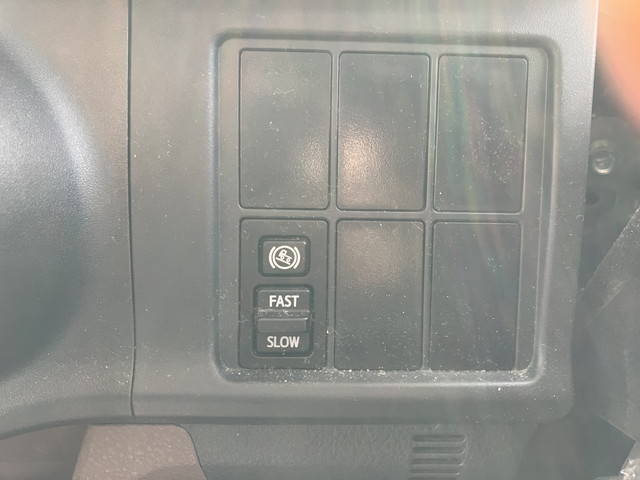 日野レンジャー平ボディ中型（4t）[写真36]