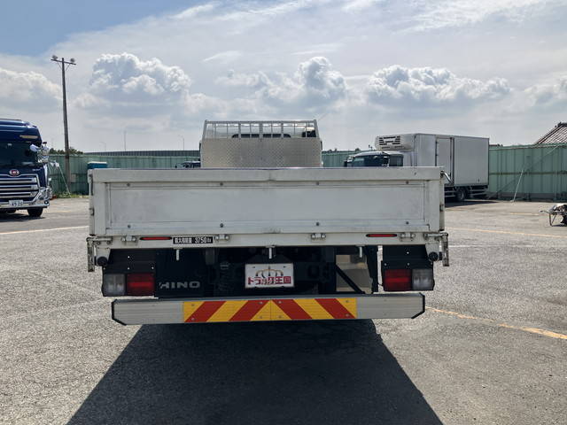 日野レンジャー平ボディ中型（4t）[写真09]