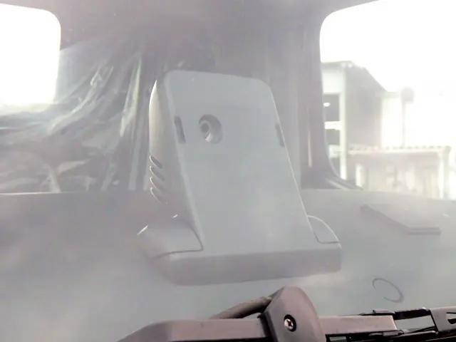 三菱ふそうキャンター平ボディ小型（2t・3t）[写真10]