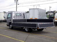 三菱ふそうキャンター平ボディ小型（2t・3t）[写真11]