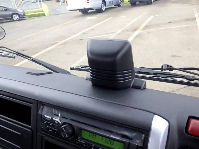 三菱ふそうキャンター平ボディ小型（2t・3t）[写真20]