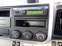 三菱ふそうキャンター平ボディ小型（2t・3t）[写真21]