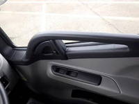 三菱ふそうキャンター平ボディ小型（2t・3t）[写真28]