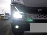 三菱ふそうキャンター平ボディ小型（2t・3t）[写真09]