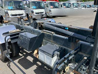 いすゞフォワードコンテナ専用車中型（4t）[写真11]