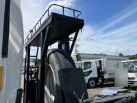 いすゞフォワードコンテナ専用車中型（4t）[写真13]