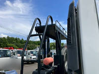 いすゞフォワードコンテナ専用車中型（4t）[写真14]