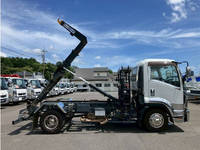 いすゞフォワードコンテナ専用車中型（4t）[写真15]