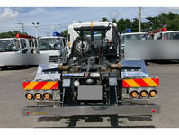 いすゞフォワードコンテナ専用車中型（4t）[写真07]