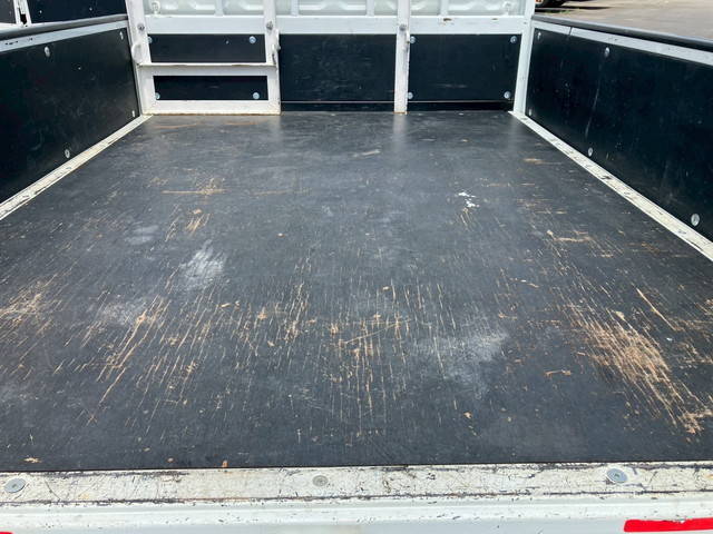 三菱ふそうキャンターダブルキャブ（Wキャブ）小型（2t・3t）[写真12]