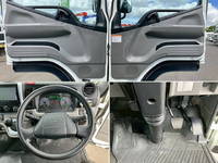 三菱ふそうキャンターダブルキャブ（Wキャブ）小型（2t・3t）[写真16]