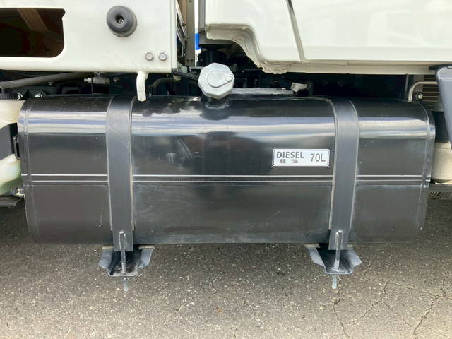 三菱ふそうキャンターダブルキャブ（Wキャブ）小型（2t・3t）[写真29]