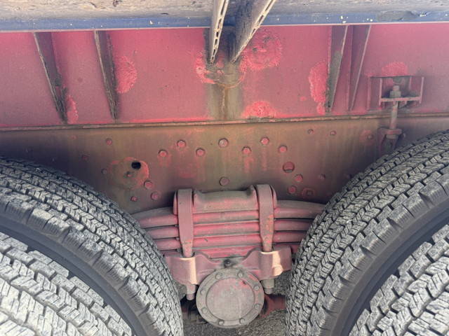 三菱ふそうスーパーグレートコンテナ専用車大型（10t）[写真28]