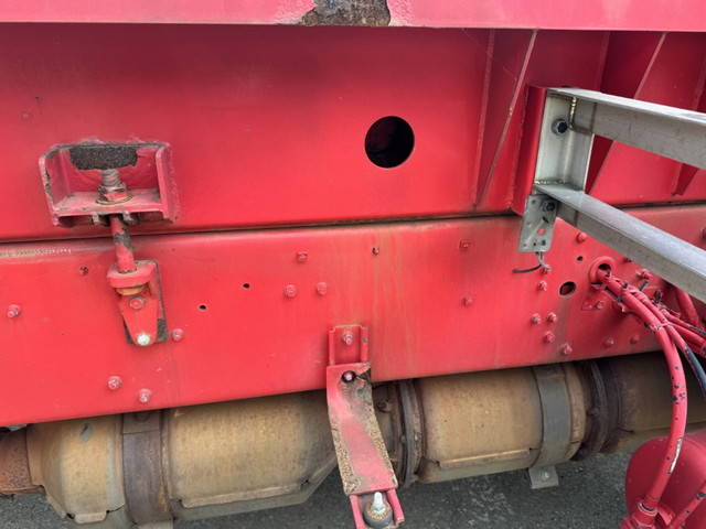 三菱ふそうスーパーグレートコンテナ専用車大型（10t）[写真29]