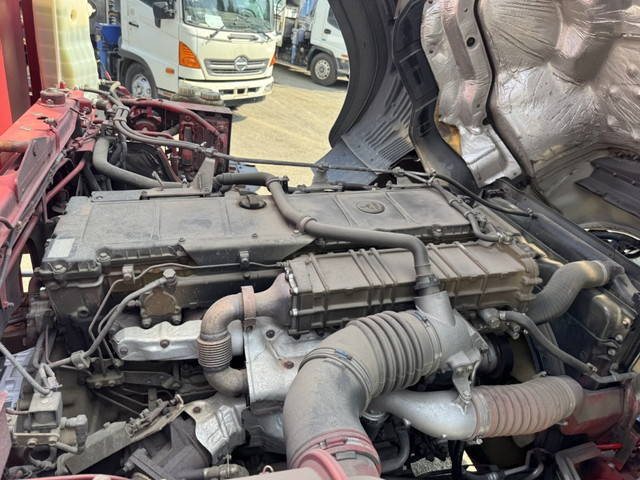 三菱ふそうスーパーグレートコンテナ専用車大型（10t）[写真33]