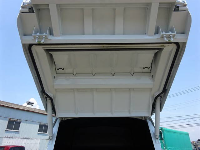 三菱ふそうキャンターパッカー車（塵芥車）小型（2t・3t）[写真14]