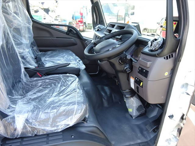 三菱ふそうキャンターパッカー車（塵芥車）小型（2t・3t）[写真19]