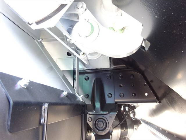 三菱ふそうキャンターパッカー車（塵芥車）小型（2t・3t）[写真05]