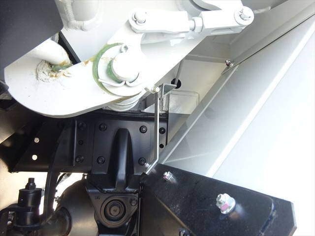 三菱ふそうキャンターパッカー車（塵芥車）小型（2t・3t）[写真07]