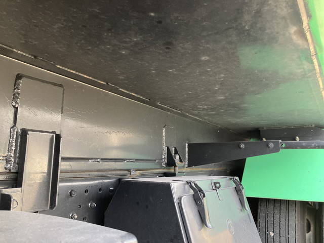 三菱ふそうキャンターパッカー車（塵芥車）小型（2t・3t）[写真27]