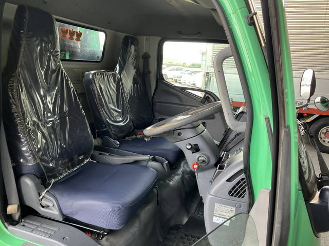 三菱ふそうキャンターパッカー車（塵芥車）小型（2t・3t）[写真33]