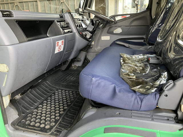 三菱ふそうキャンターパッカー車（塵芥車）小型（2t・3t）[写真34]