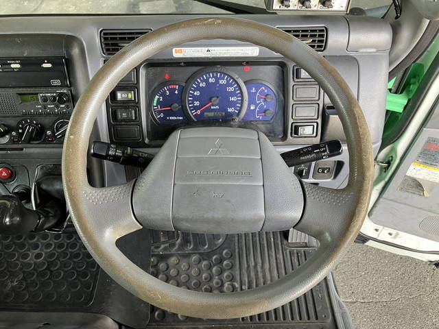 三菱ふそうキャンターパッカー車（塵芥車）小型（2t・3t）[写真36]